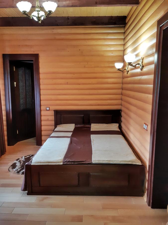 Ferienwohnung Knyazhyi Dvir Strigalnya Exterior foto