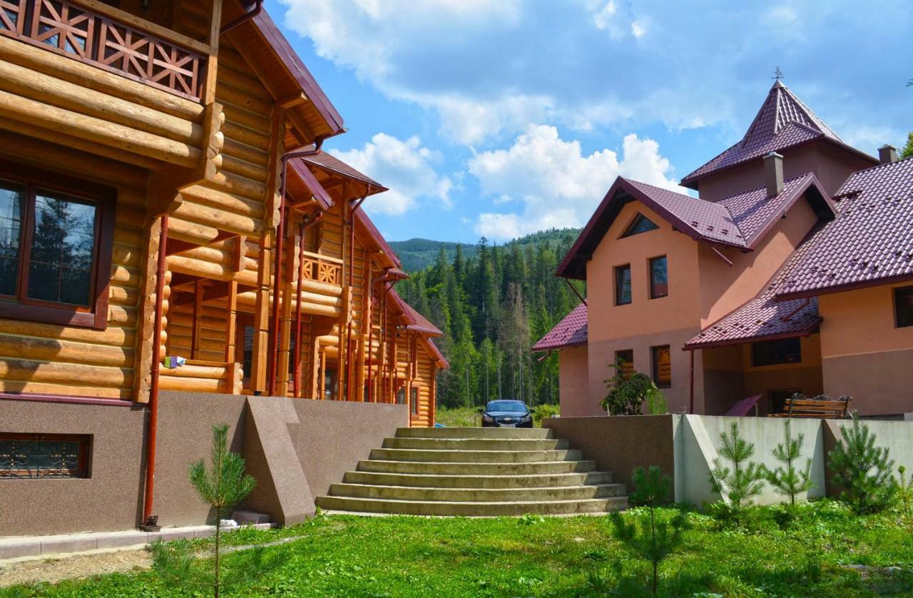Ferienwohnung Knyazhyi Dvir Strigalnya Exterior foto