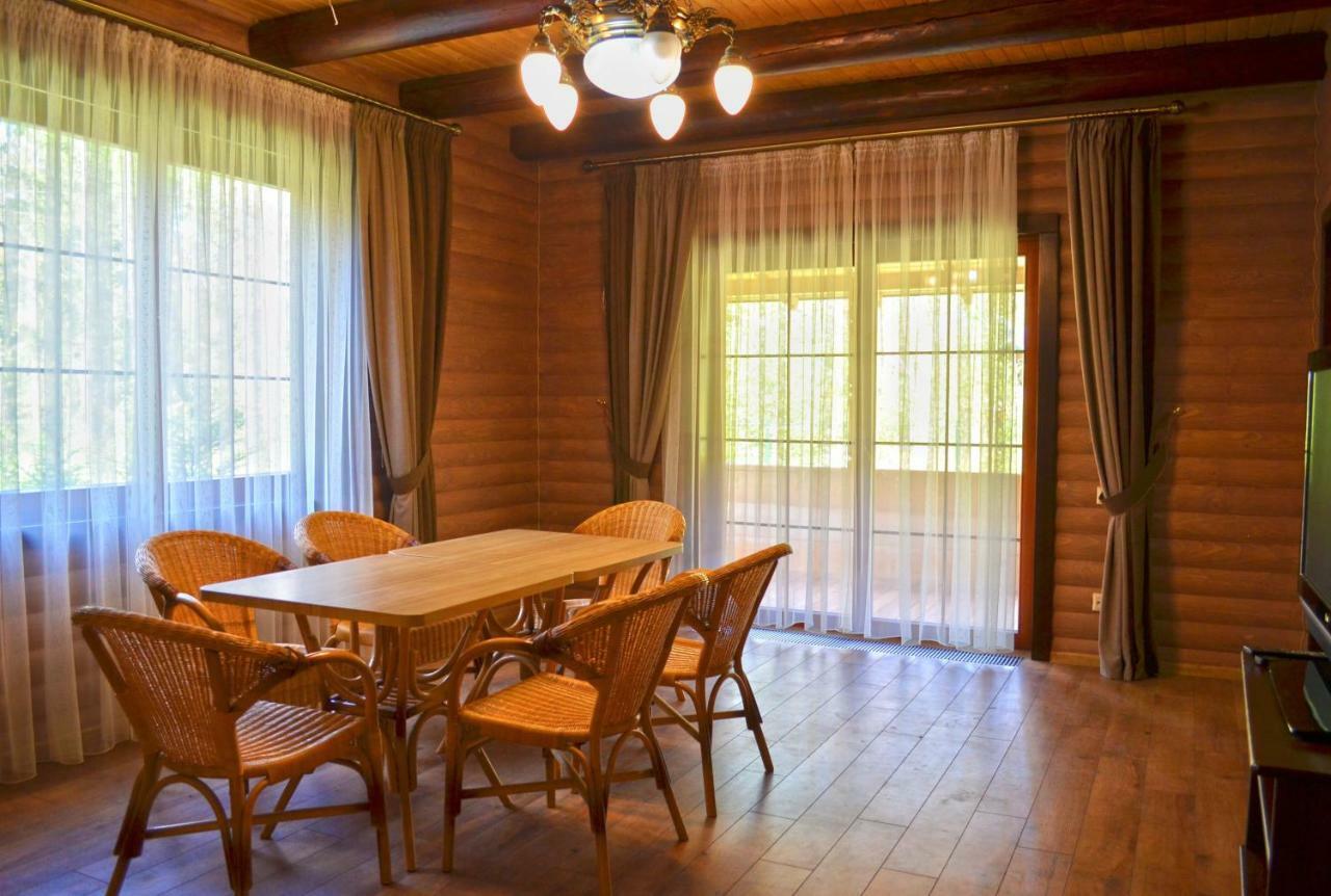Ferienwohnung Knyazhyi Dvir Strigalnya Exterior foto