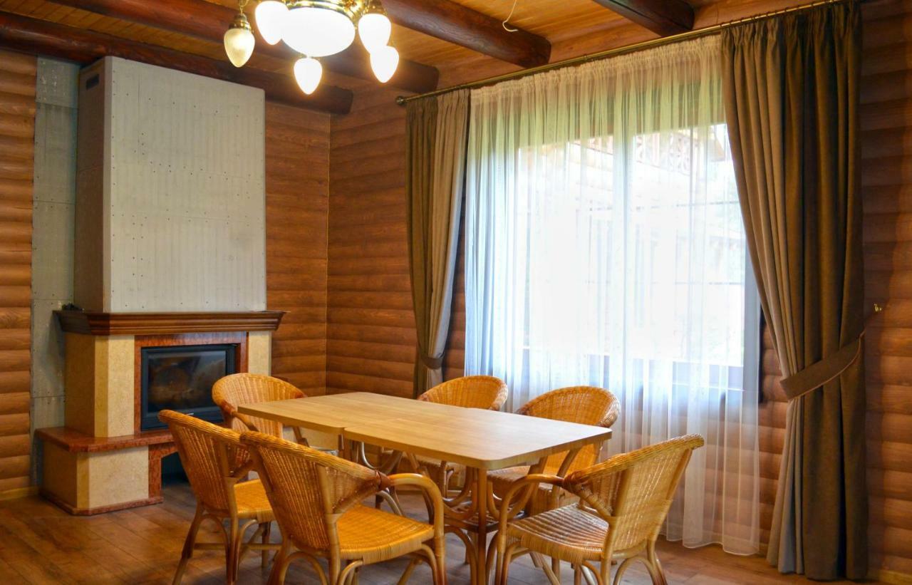 Ferienwohnung Knyazhyi Dvir Strigalnya Exterior foto